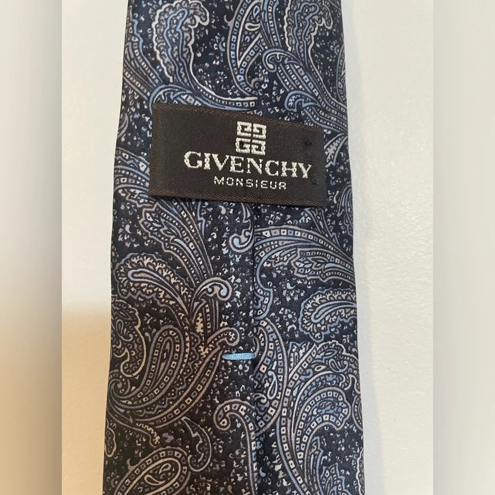 Vintage Givenchy Monsieur Pure Silk From Italy Paisley Necktie Blue & Black